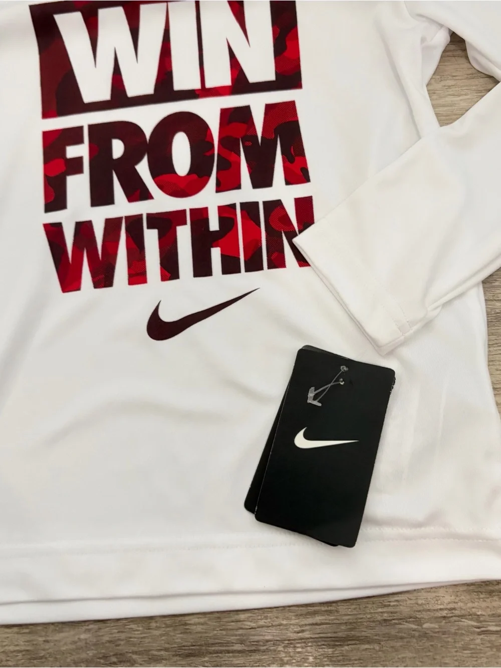 Nike Dri-FIT long-sleeve athletic shirt Boys Youth Size 5 - 6 White Red Camo